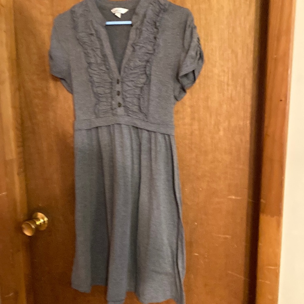 From Speechless Lg. Grey front ruffled. Sash tie. Scrunched sleeves